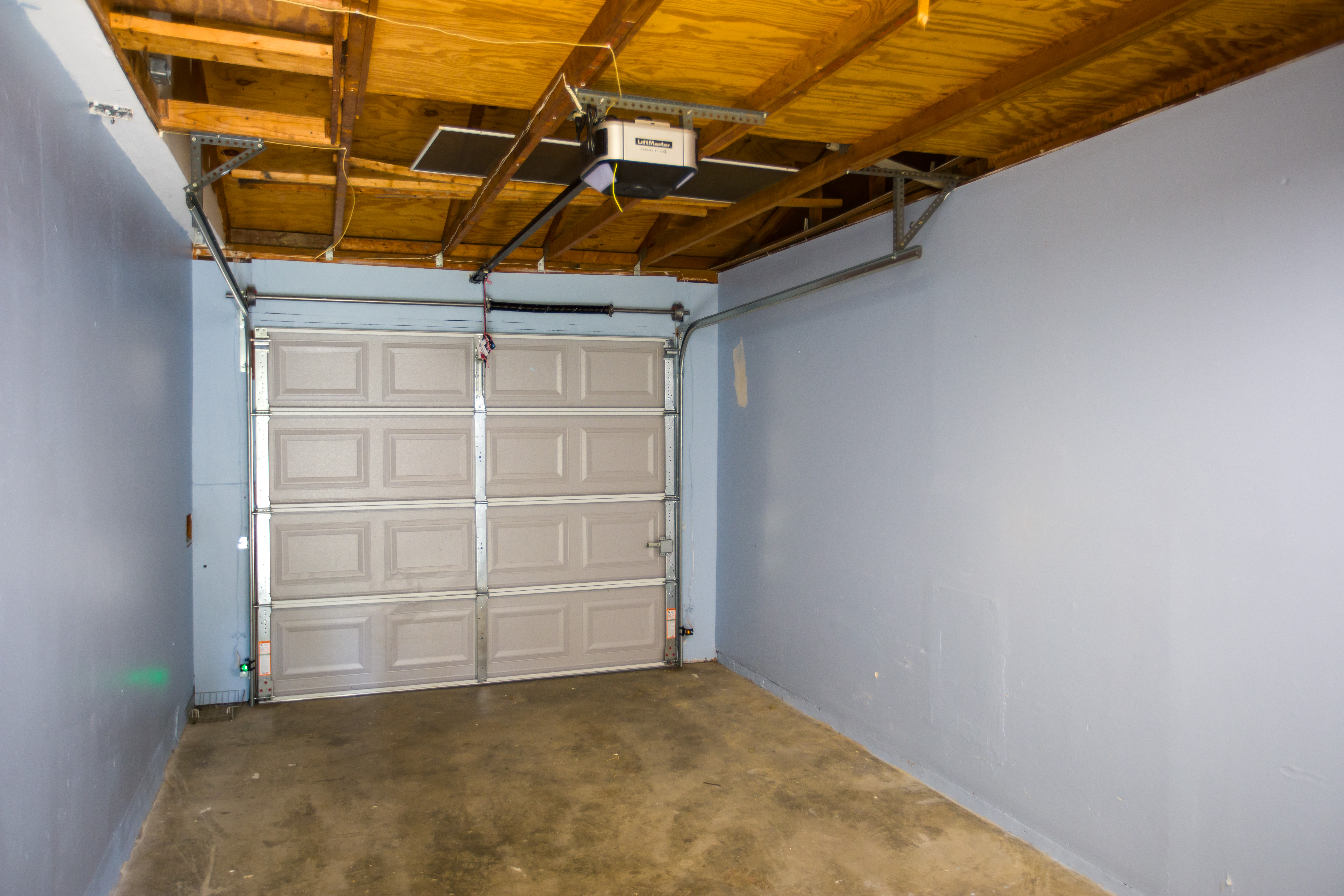 Garage ( inside)